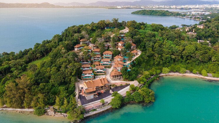 Sinae Phuket Luxury Hotel